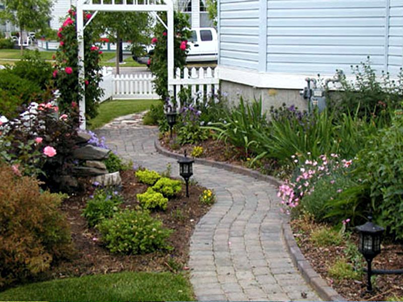 Landscaping Edmonton | Canada Yard Pro